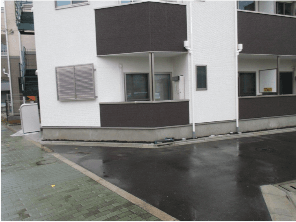 江東区集合住宅 — 施工前 2